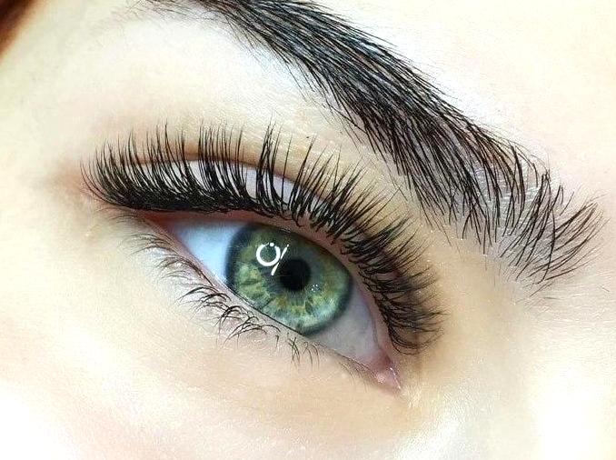 Are microblading and feathering the same technique?